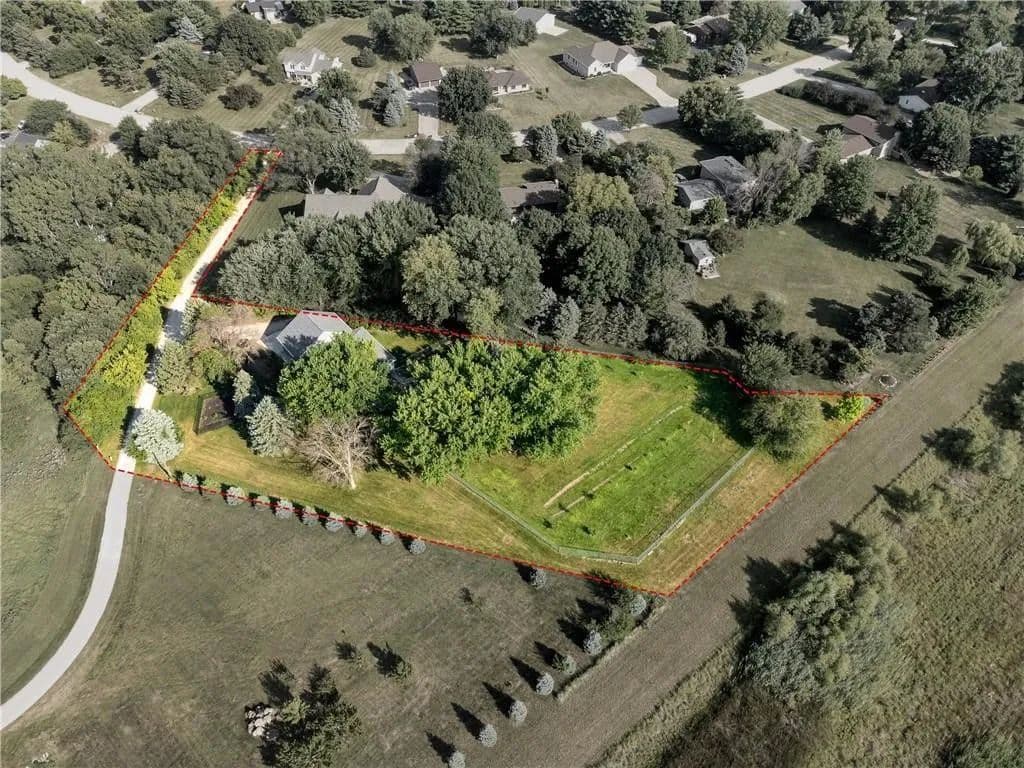 1.83 Acres of Land for Sale in Johnston, Iowa - Johnston, Iowa, 50131