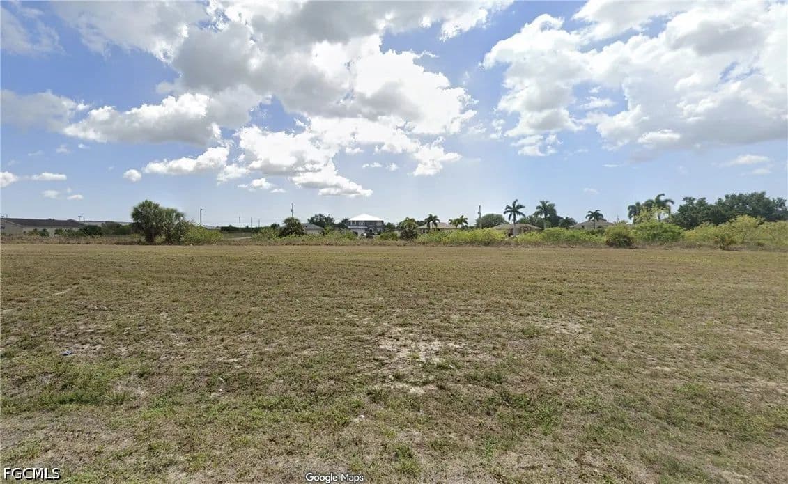 Vacant Land in Cape Coral - land for sale