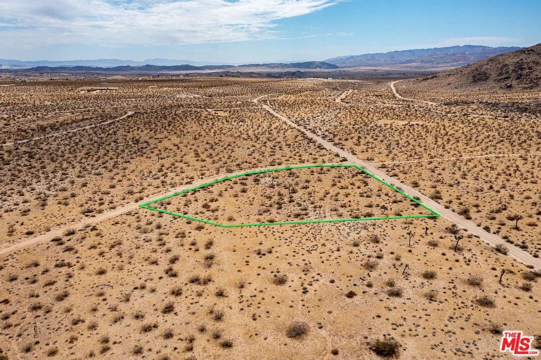 2.01 Acres of Land for Sale in Joshua Tree, California - Joshua Tree, California, 92252
