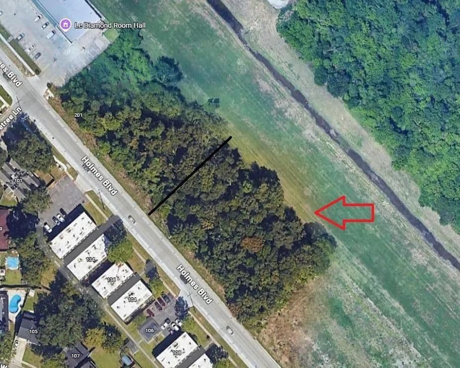 Vacant Land in Gretna - Gretna, Louisiana, 70056