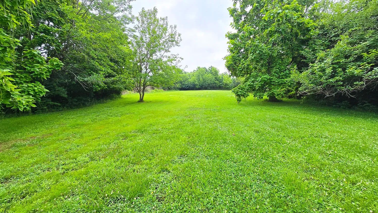 3.78 Acres of Land for Sale in Centralia, IL - Centralia, Illinois, 62801