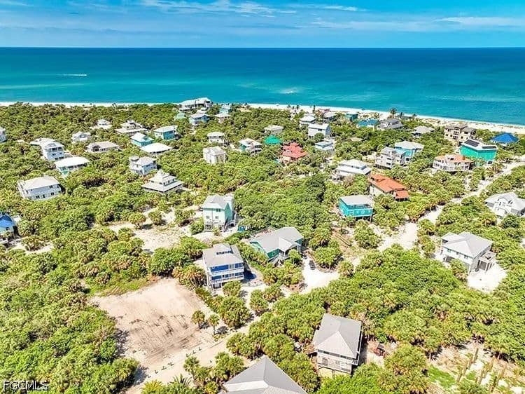 0.22 Acres of Land for Sale in Lee County, Florida - Florida, 33924
