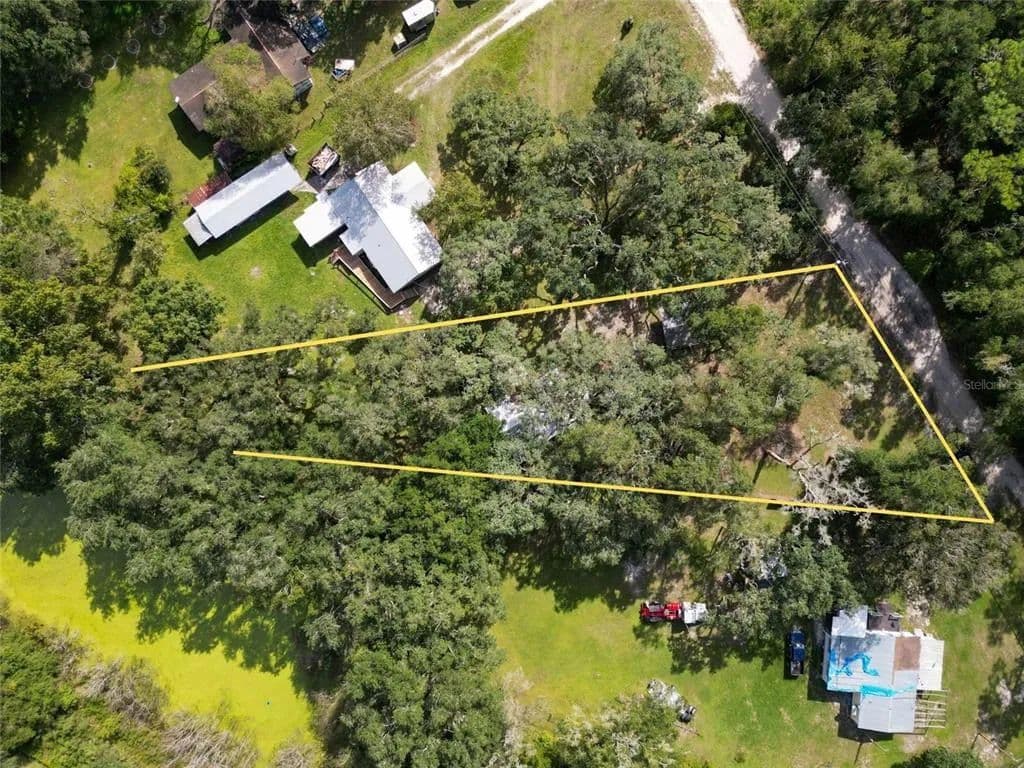 Vacant Land in Webster - Webster, Florida, 33597