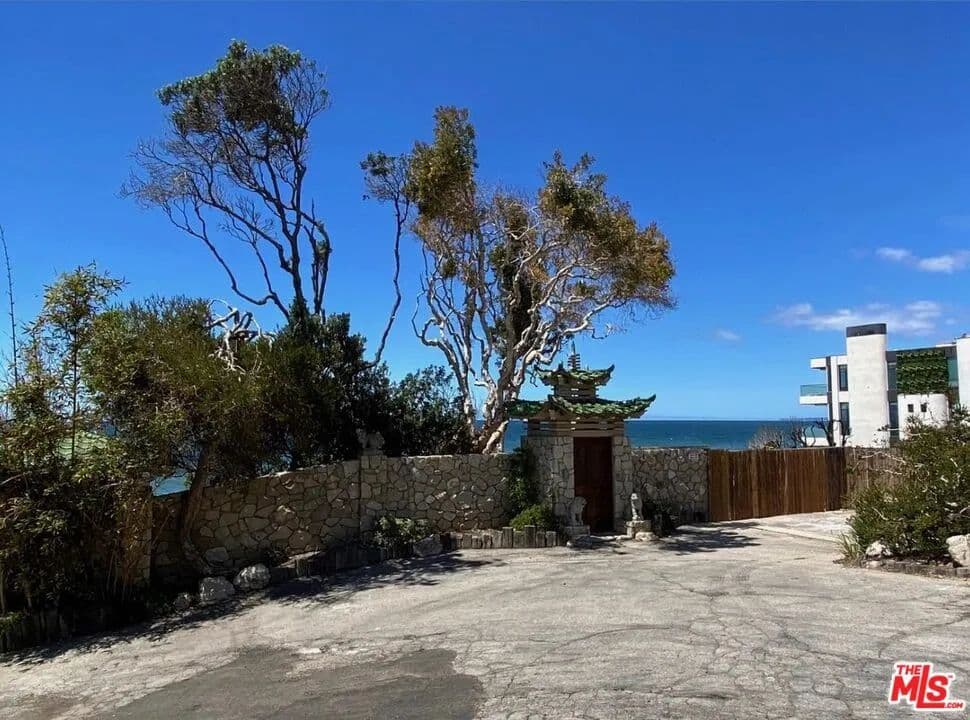0.31 Acres of Land for Sale in Malibu, California - Malibu, California, 90265