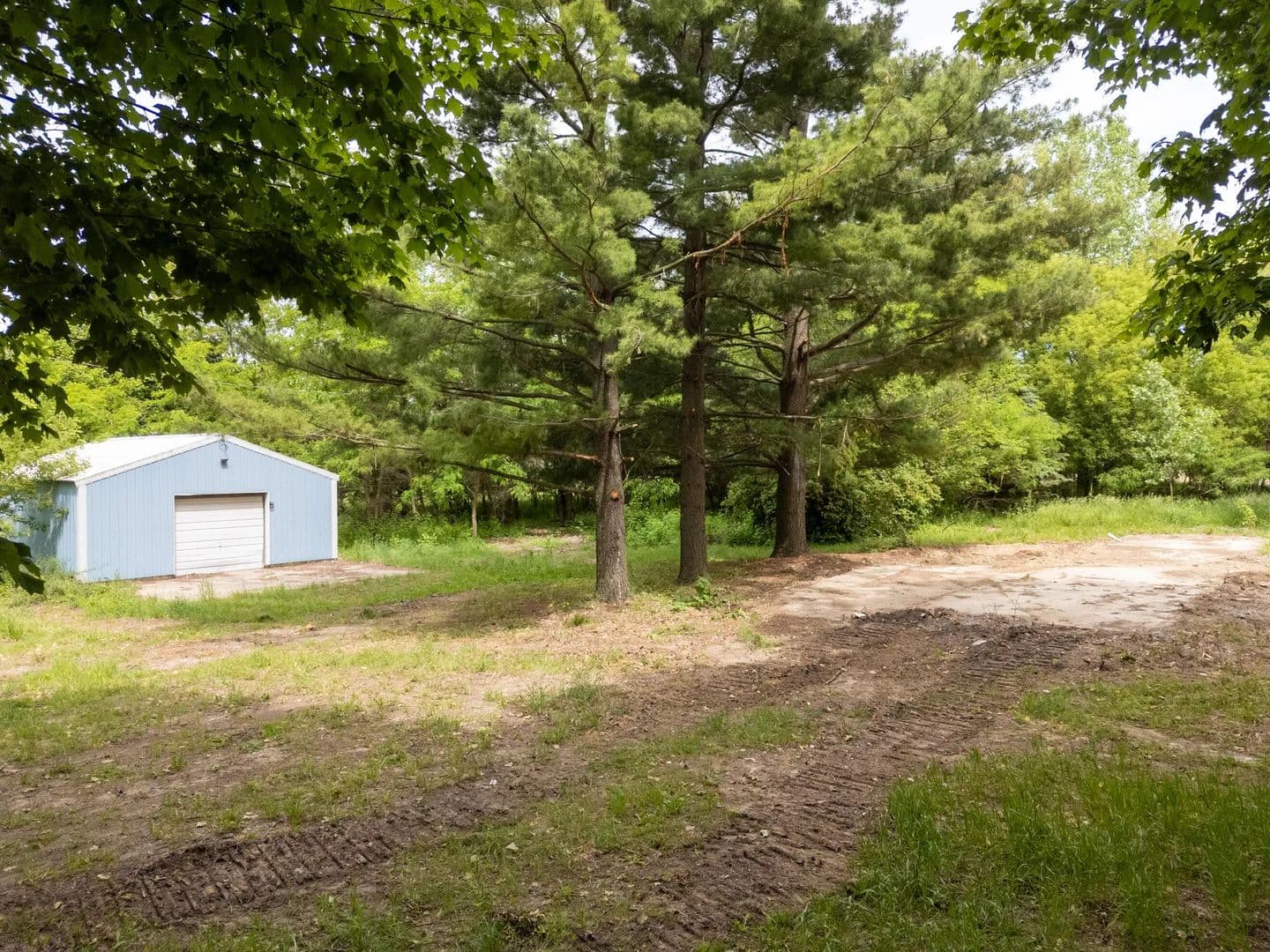 Property from 41756 24th Street - KW - Bloomingdale, Michigan, 49026