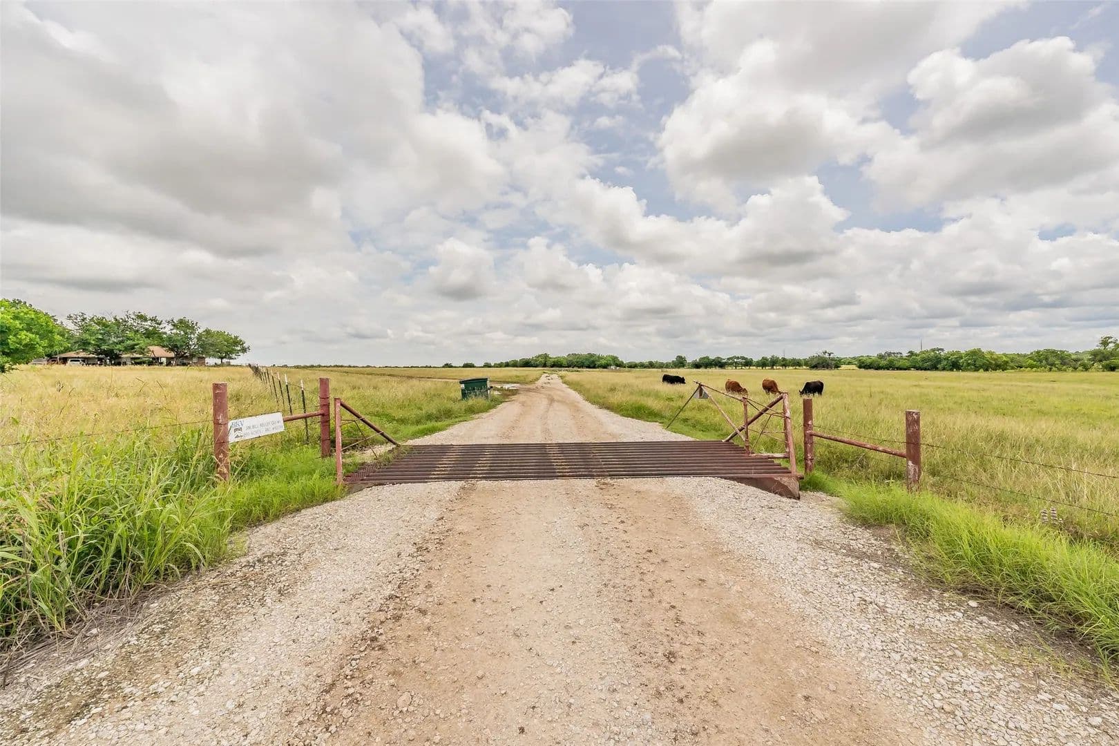 Property from 1174 Pioneer Road - KW - New Fairview, Texas, 76078