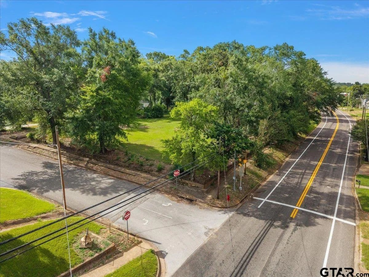 Property from 262 N Henderson #262 N Henderson - KW - Rusk, Texas, 75785