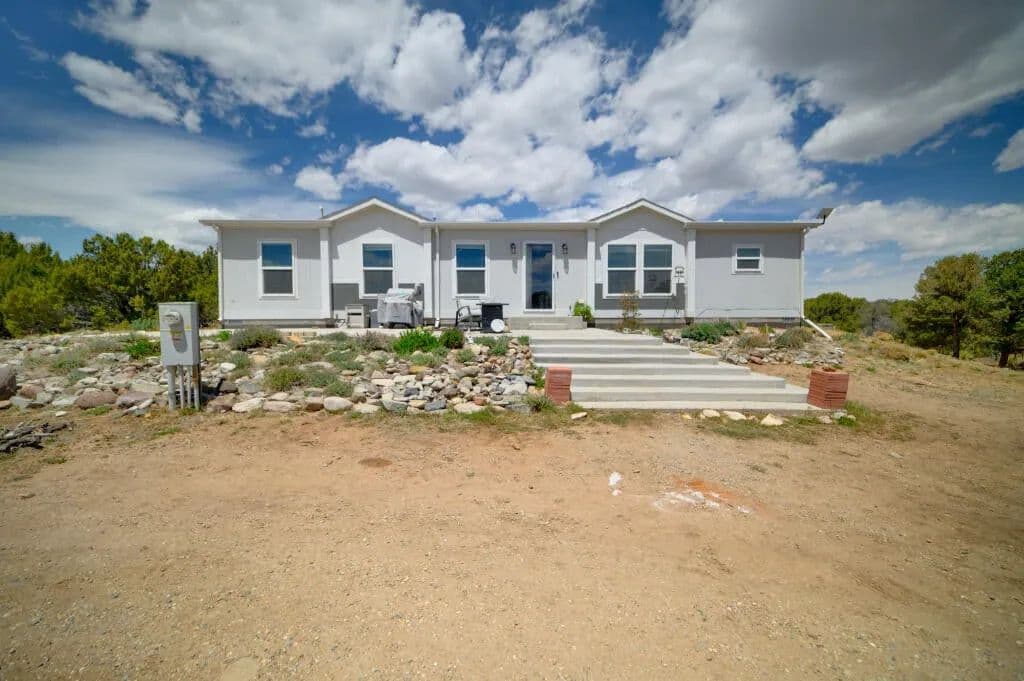 2664 Comanche Drive, Walsenburg, CO 81089 - Walsenburg, Colorado, 81089