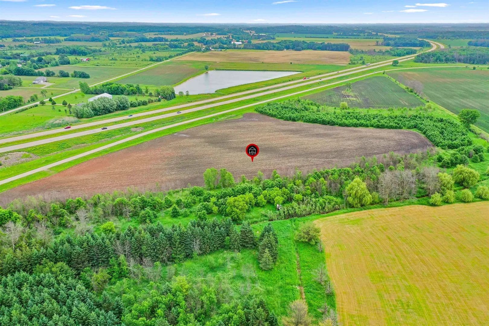 33.75 Acres of Land for Sale in Fremont, Wisconsin - Fremont, Wisconsin, 54940
