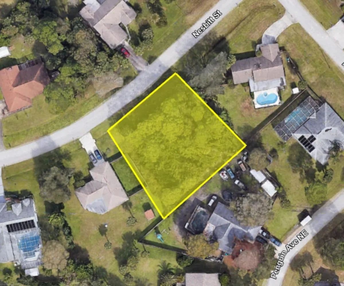 Property from 330 NESBIT - KW - land for sale