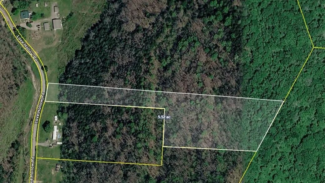 6.72 Acres of Land for Sale in Hartsville, Tennessee - Hartsville, Tennessee, 37074