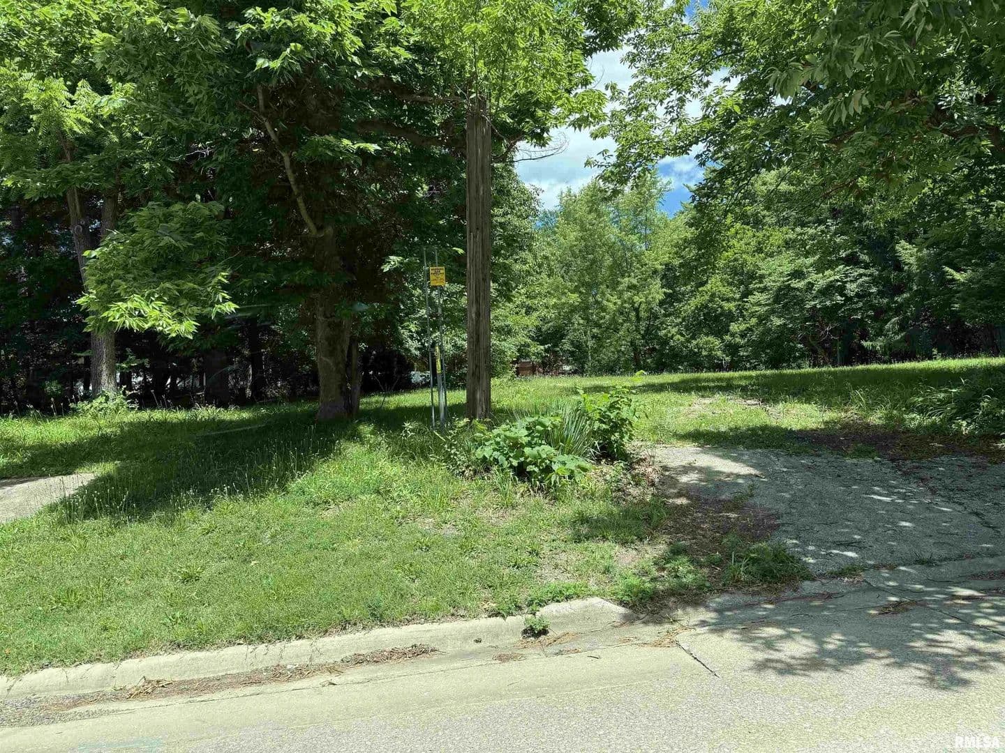 1.15 Acres of Land for Sale in Springfield, Illinois - Springfield, Illinois, 62704