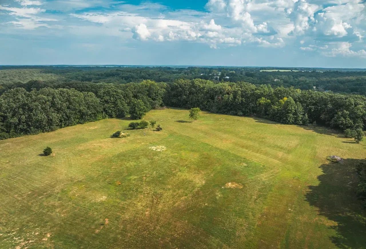 Tin Cup in Owensville, Missouri - photo 31