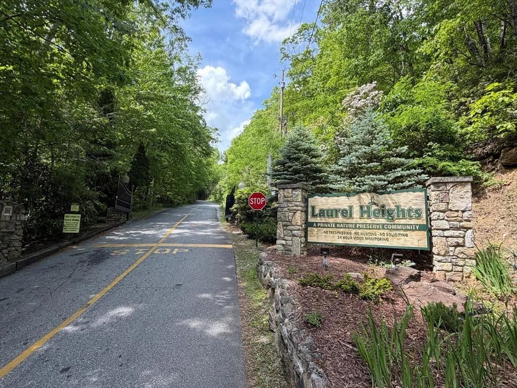 1.79 Acres of Land for Sale in Maggie Valley, North Carolina - Maggie Valley, North Carolina, 28751