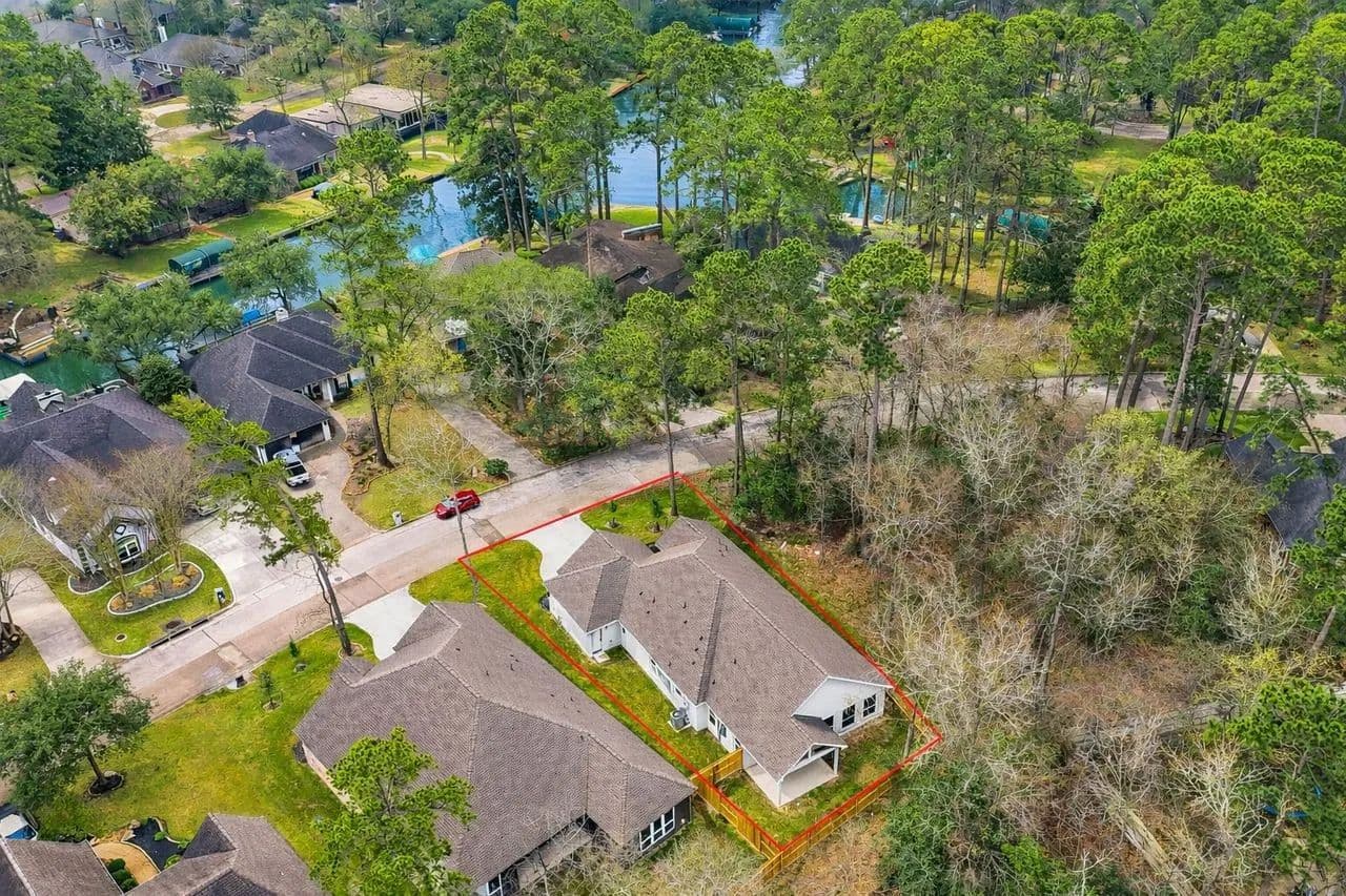 Property from 12430 Browning Drive - KW - Montgomery, Texas, 77356