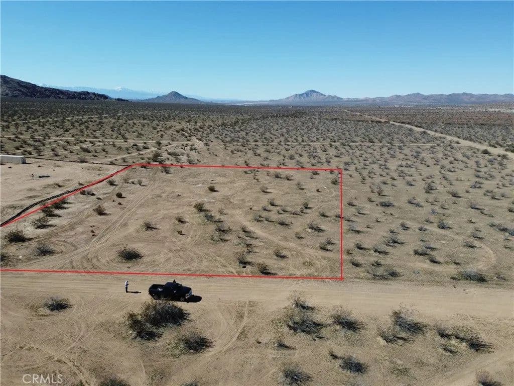 Lots & Land-Other in Apple Valley - Apple Valley, California, 92307
