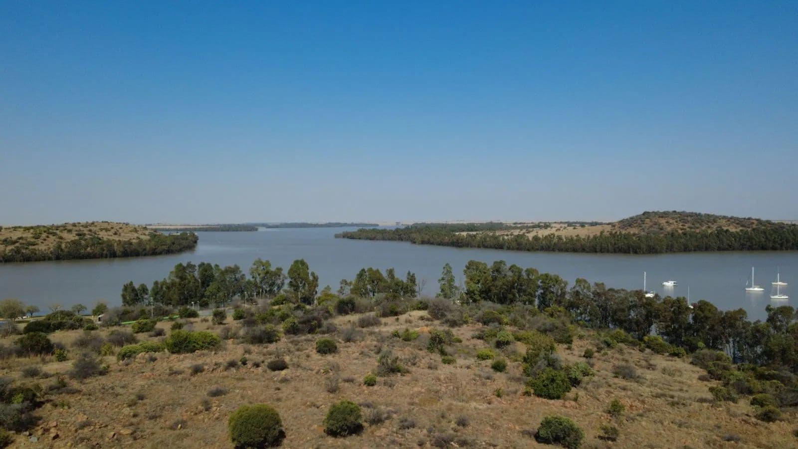 1030 Acres of Land for Sale in Vaal Marina, Gauteng - land for sale