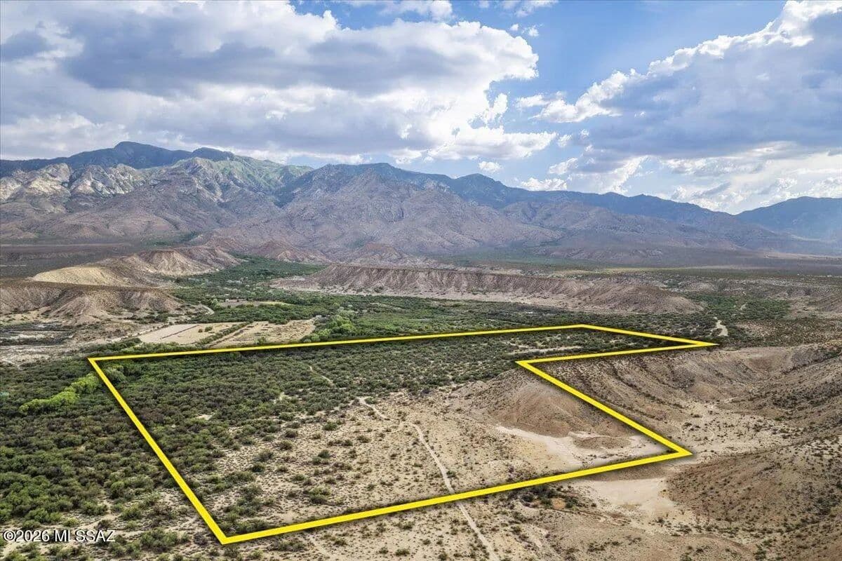 60 Acres of Land for Sale in Pima, AZ - Pima, Arizona, 85543