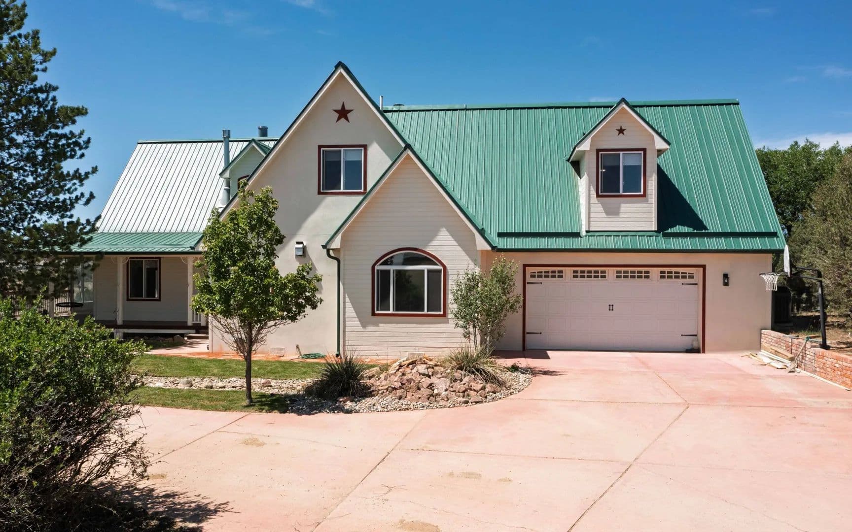 Heart Z Bar Ranch - Beulah, Colorado, 81023