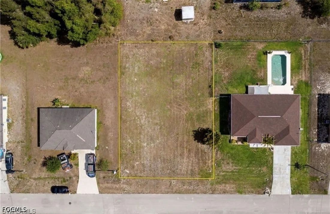 Property from 225 Manasota Street - KW - Fort Myers, Florida, 33913
