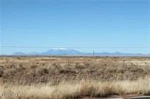 Property from 4287 State Route 99 - KW - Winslow, Arizona, 86047