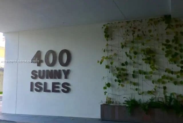 Vacant Land in Sunny Isles Beach - Sunny Isles Beach, Florida, 33160