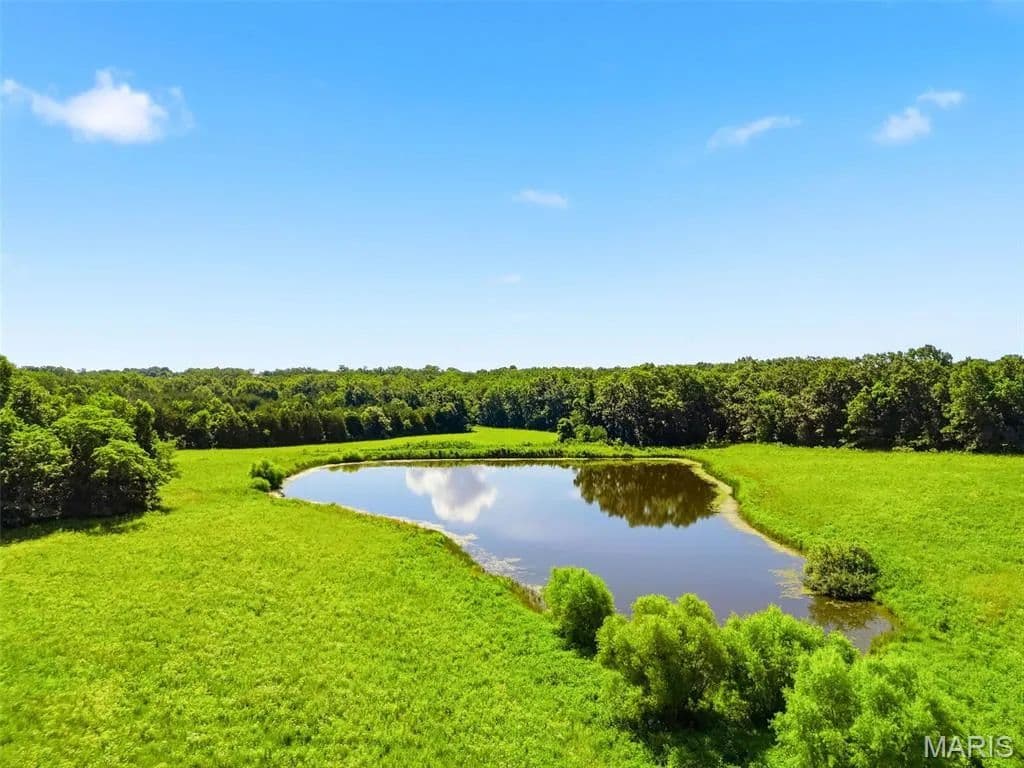 85.35 Acres of Land for Sale in Warrenton, MO - Warrenton, Missouri, 63383