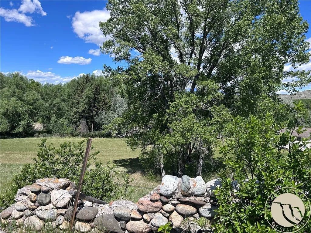 Property from 1 W Yellowstone Avenue - KW - Big Timber, Montana, 59011