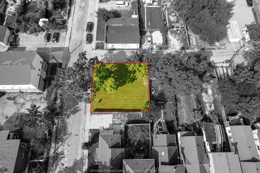 Property from V/L BRANT Street - KW - Canada
