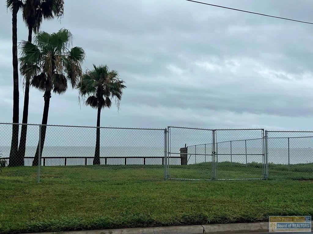 0.14 Acres of Land for Sale in Port Isabel, TX - Port Isabel, Texas, 78578