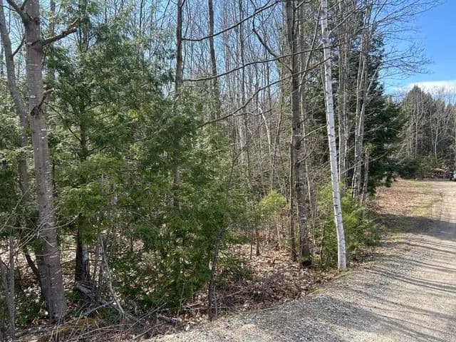 Property from 8 Beaulieu Drive - KW - land for sale