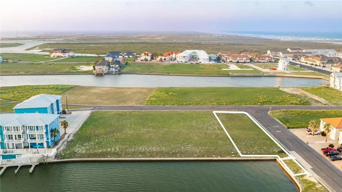 0.52 Acres of Land for Sale in Corpus Christi, TX - Corpus Christi, Texas, 78418
