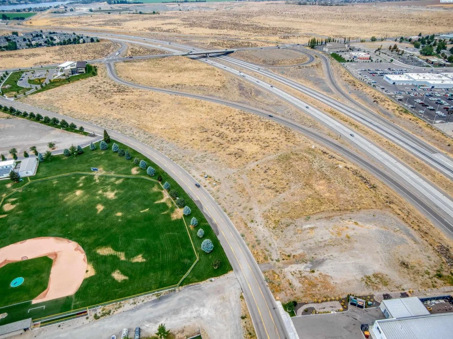 Land -Industrial in Pasco - land for sale