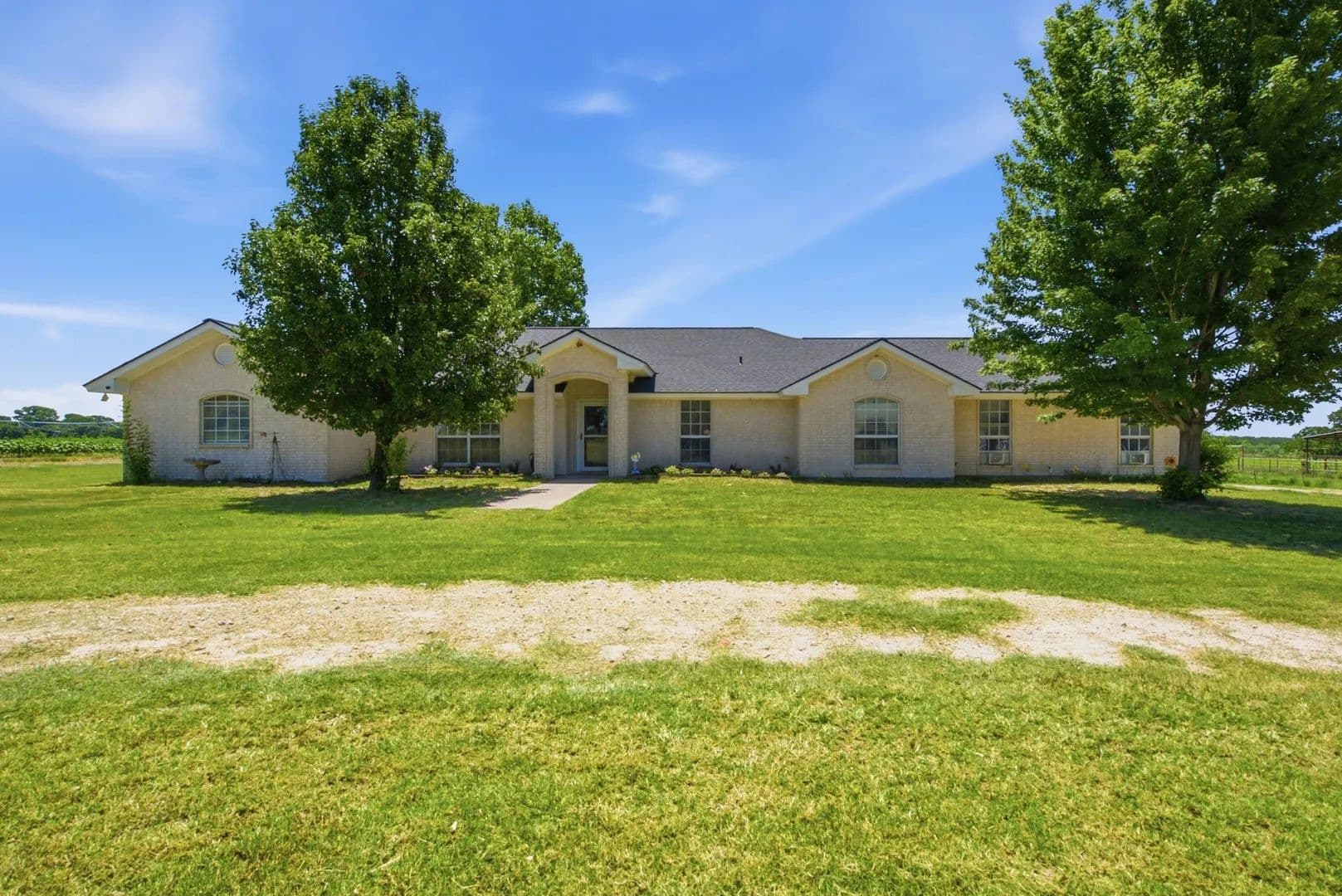 53 Acres of Land for Sale in Stephenville, TX - Stephenville, Texas, 76401