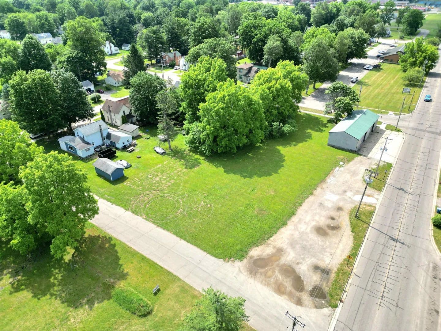 Property from 320 E Vine Street - KW - Vicksburg, Michigan, 49097
