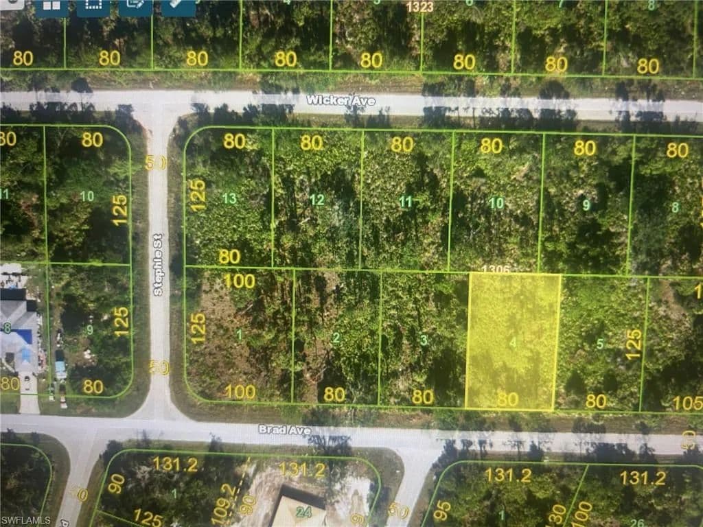 Vacant Land in Port Charlotte - land for sale