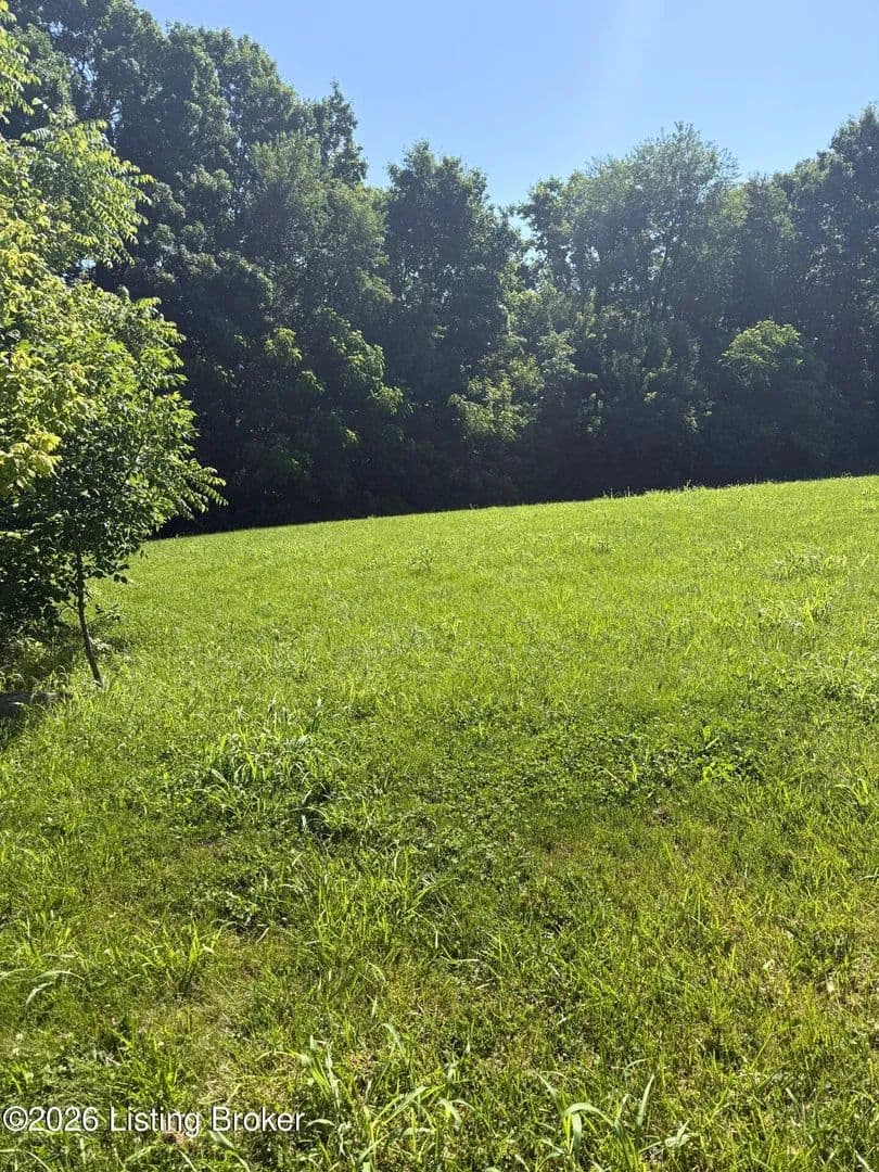 1.29 Acres of Land for Sale in Fisherville, Kentucky - Fisherville, Kentucky, 40023