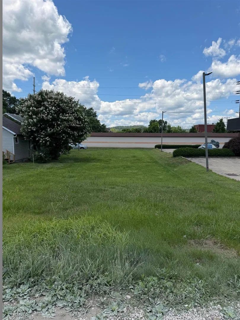 Lots & Land-Other in Huntington - Huntington, West Virginia, 25704