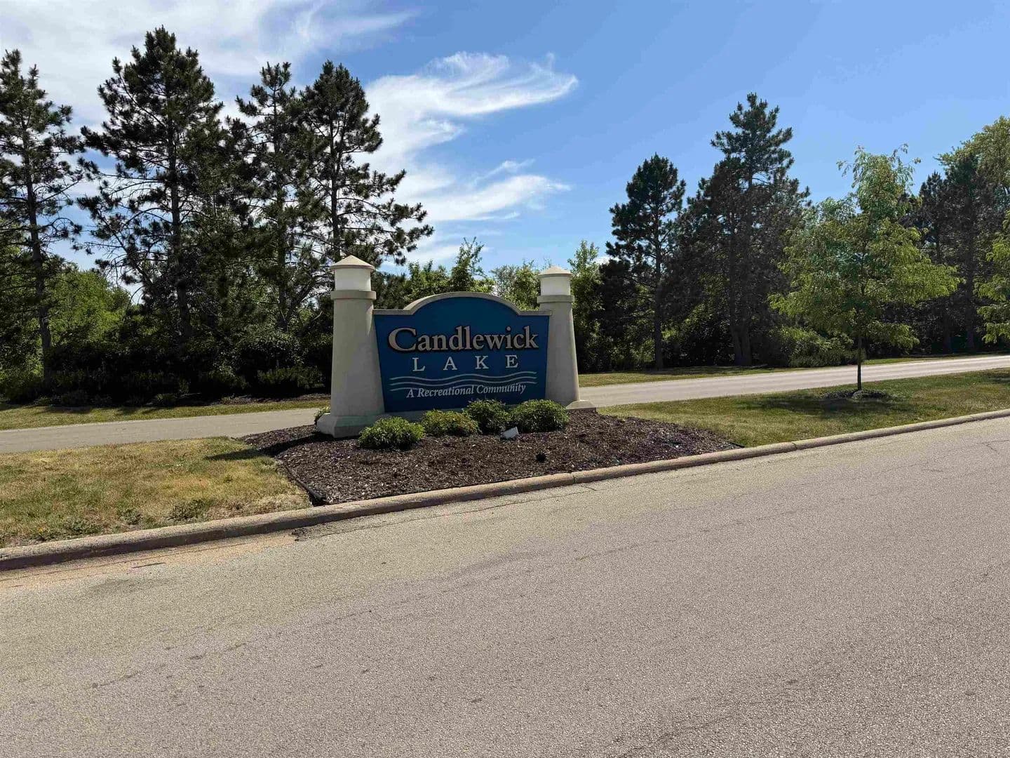 Property from 120 SE Brandywine Dr - KW - Poplar Grove, Illinois, 61065