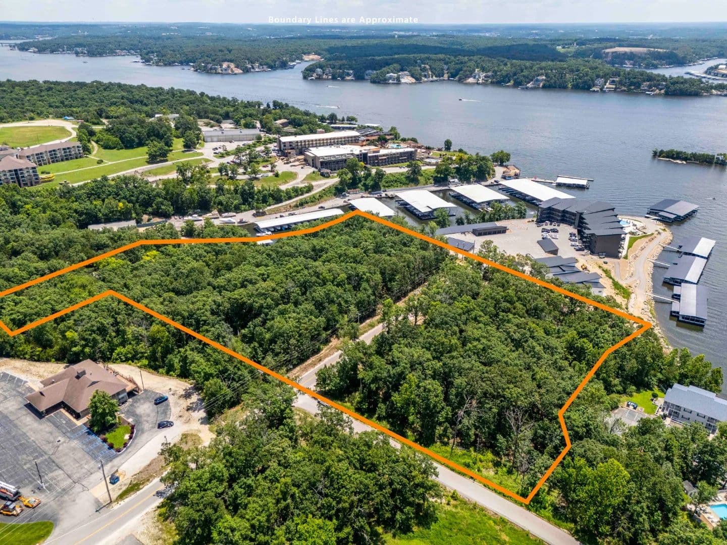 Vintage Drive, Lake Ozark, Camden County, MO 65049 Land for Sale at Auction – Vintage Landings - Lake Ozark, Missouri, 65049