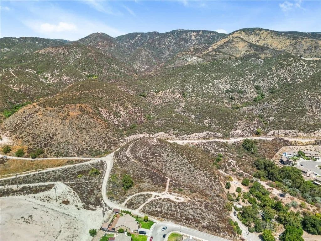 Lots & Land-Other in San Bernardino - San Bernardino, California, 92407
