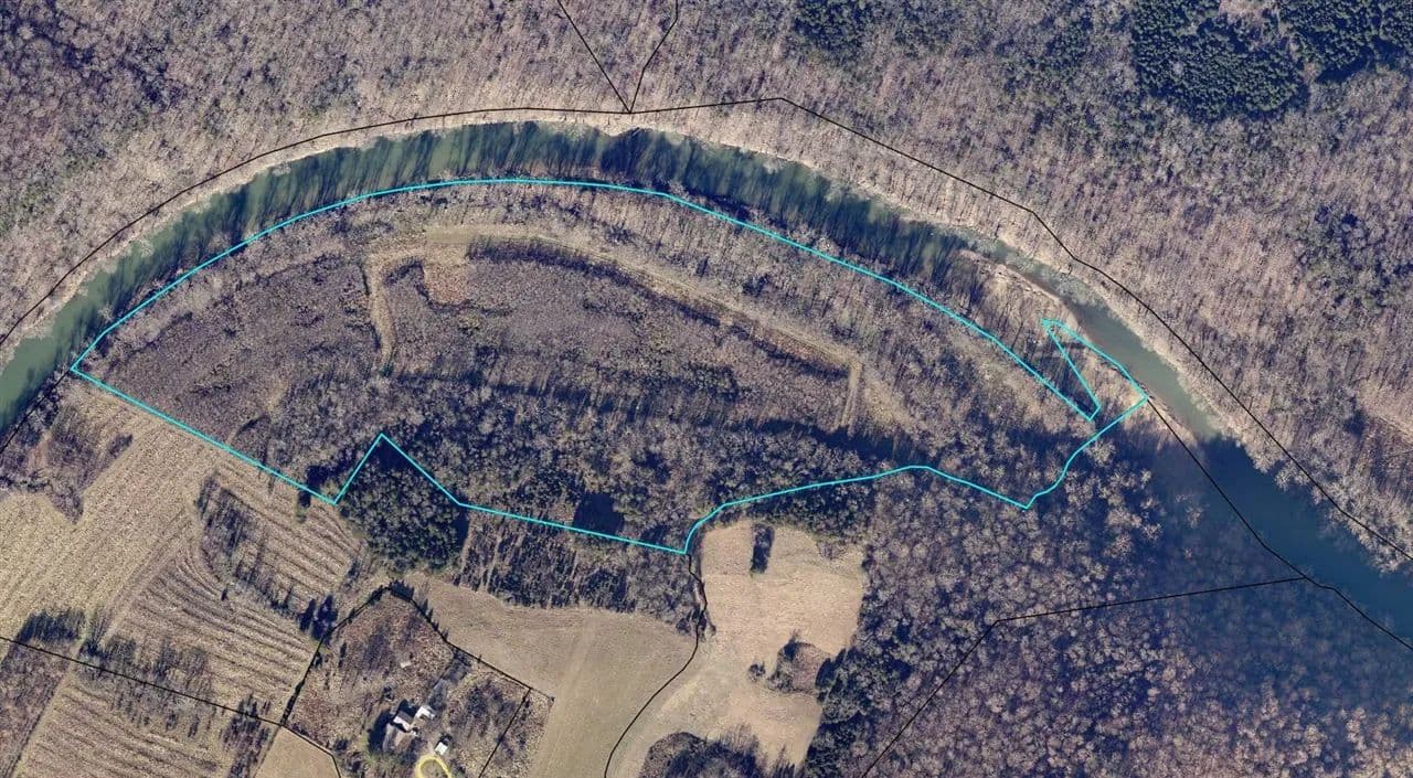 24.96 Acres of Land for Sale in Horse Cave, Kentucky - Horse Cave, Kentucky, 42749