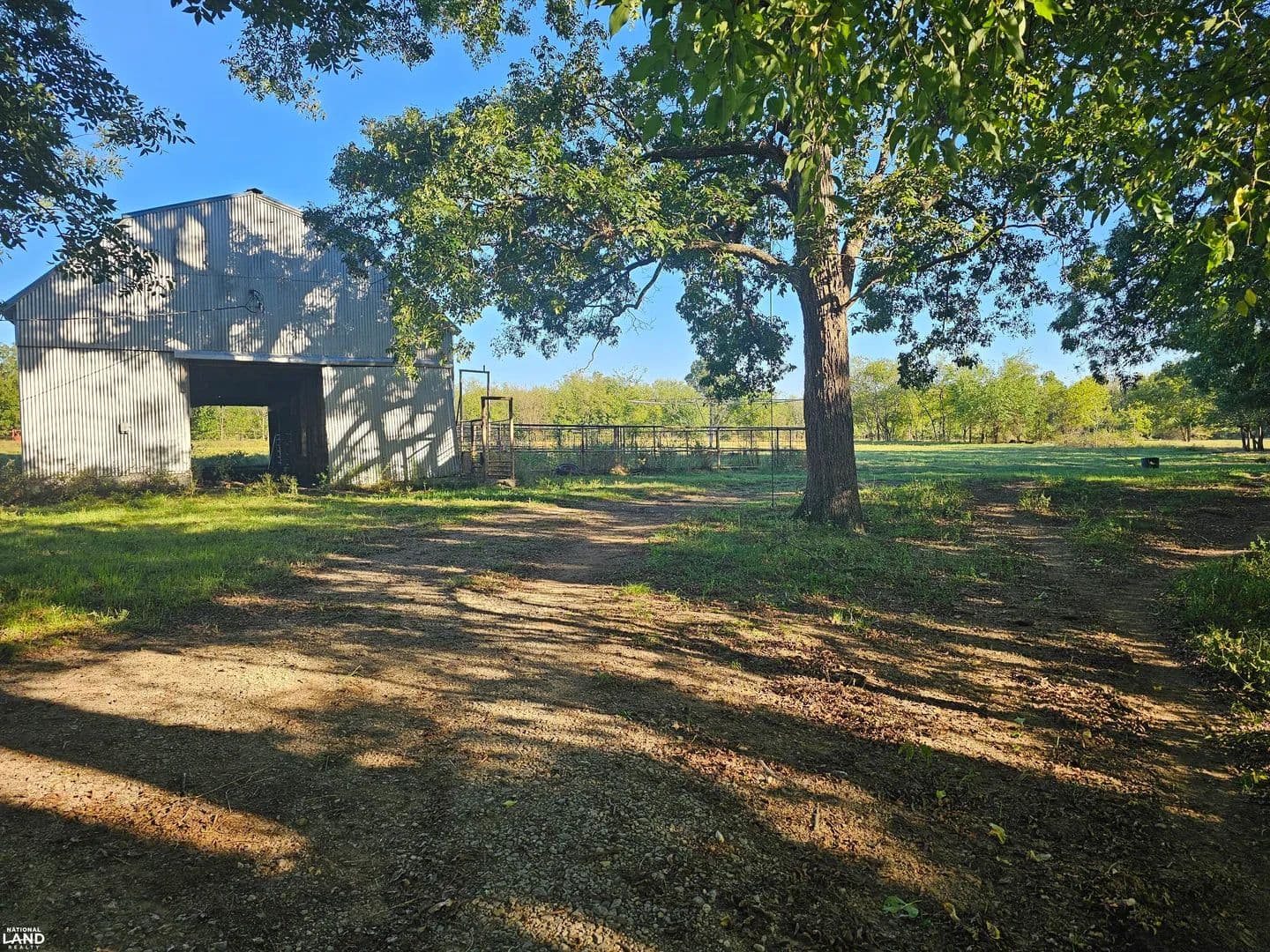 Chelsea Horse Farm on Spencer Creek - land for sale
