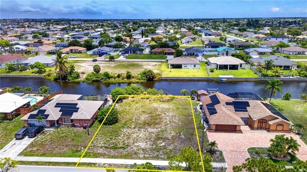 0.23 Acres of Land for Sale in Cape Coral, Florida - Cape Coral, Florida, 33914