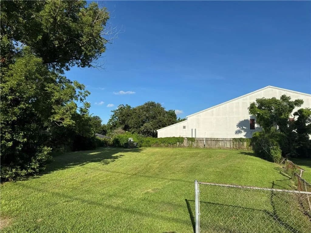 0.24 Acres of Land for Sale in Metairie, Louisiana - Metairie, Louisiana, 70003
