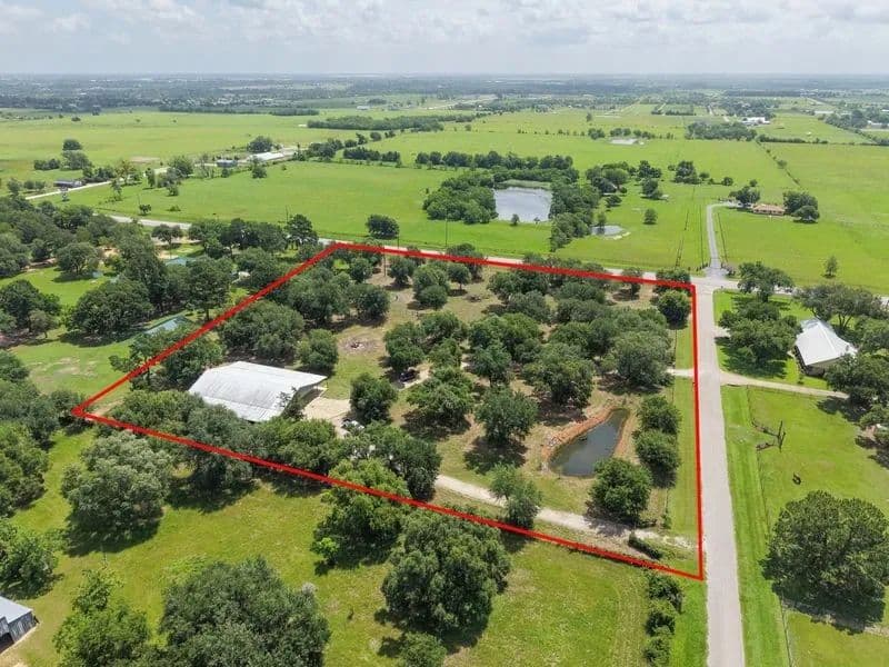 4.9 Acres of Land for Sale in Waller, Texas - Waller, Texas, 77484