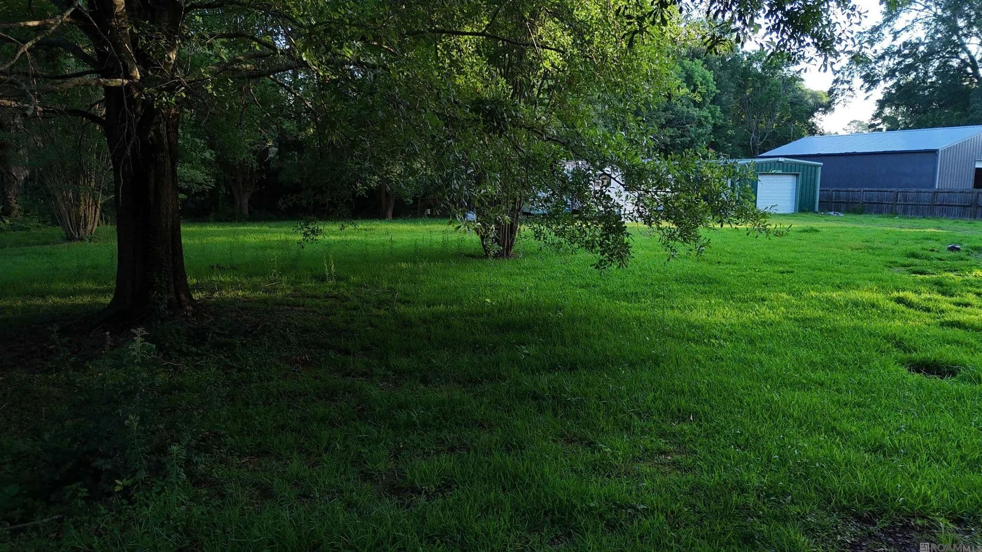 0.9 Acres of Land for Sale in Baton Rouge, LA - Baton Rouge, Louisiana, 70809