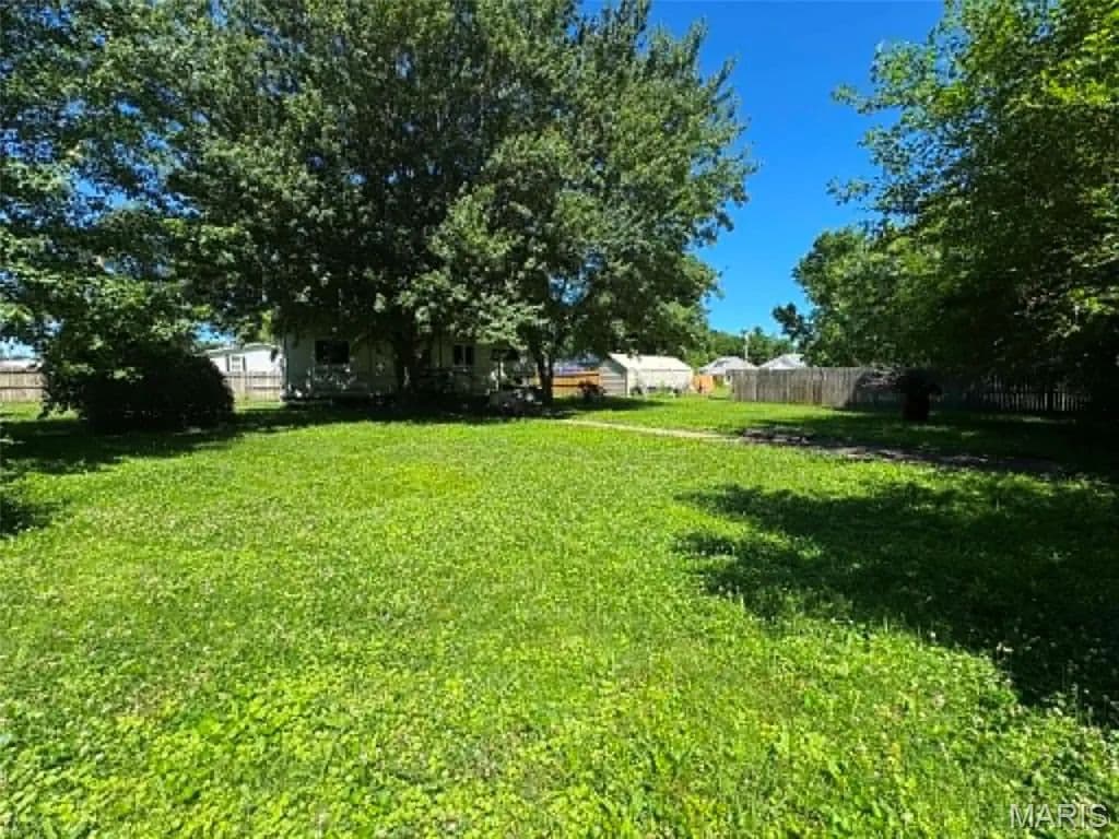 0.22 Acres of Land for Sale in Hannibal, Missouri - land for sale