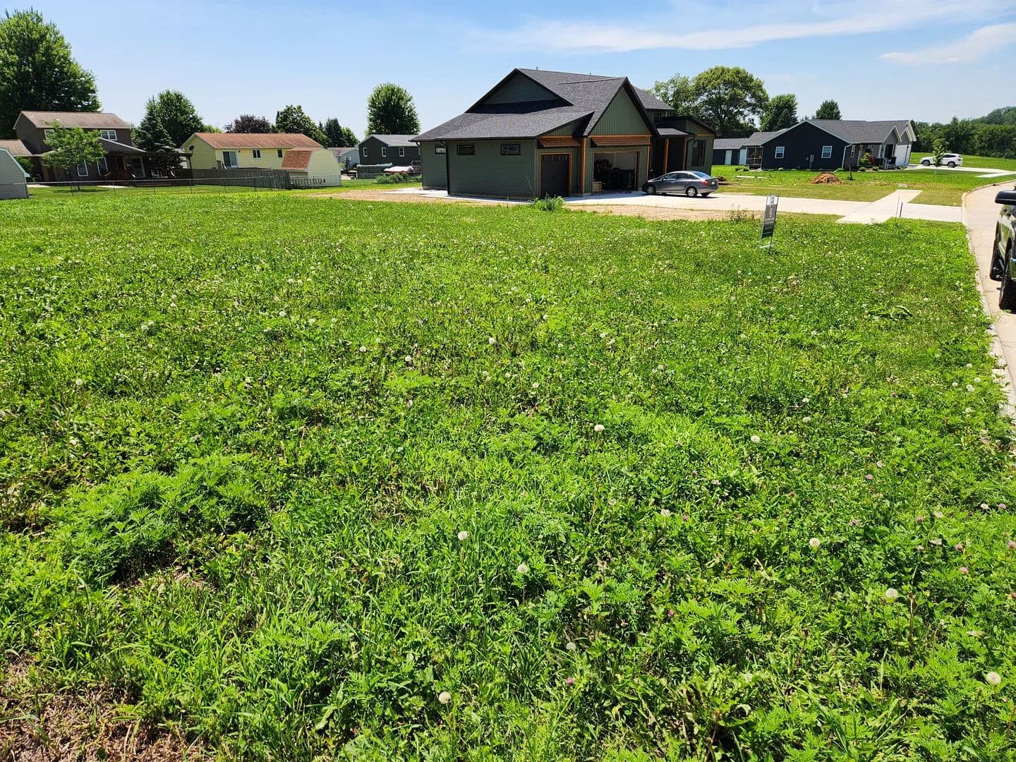 Land -Single Family Acreage in Clinton - Clinton, Iowa, 52732