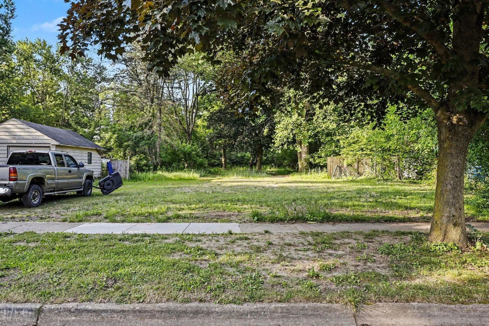 Property from 2302 Glendale Boulevard - KW - Kalamazoo, Michigan, 49004